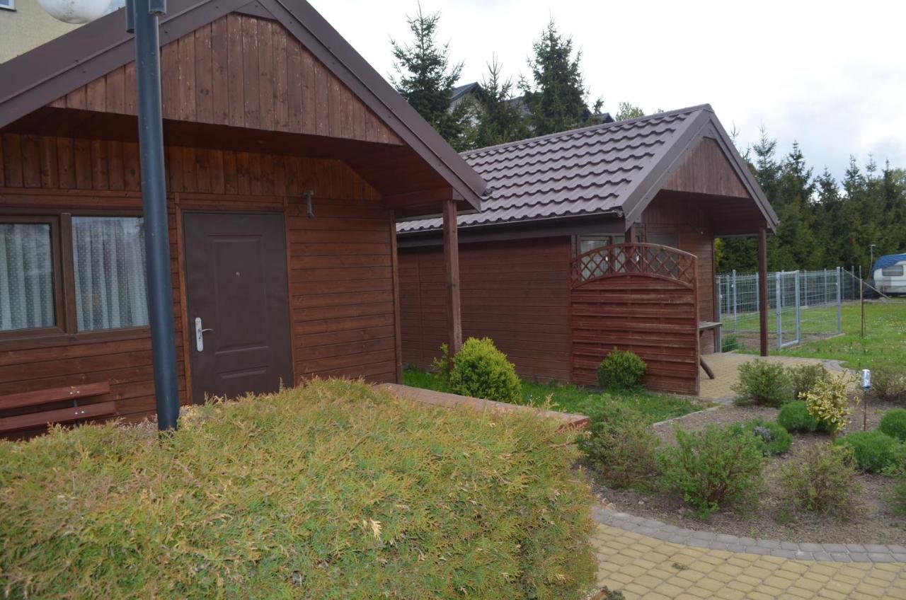 Lodge Sara *